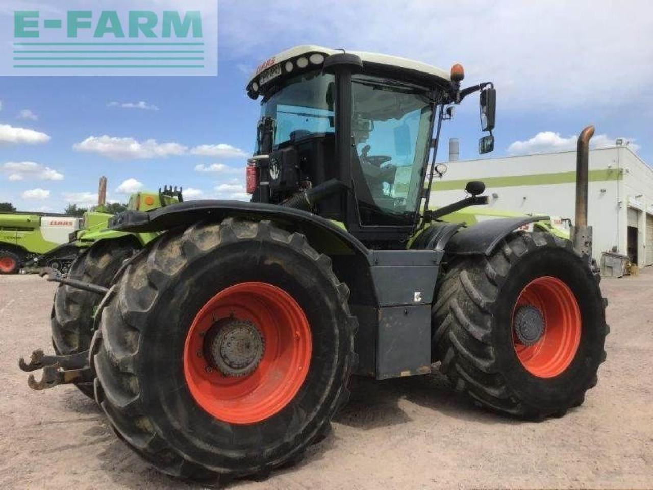 CLAAS xerion 3800 trac vc TRAC VC - Traktör: fotoğraf 3 CLAAS xerion 3800 trac vc TRAC VC - Traktör: fotoğraf 3