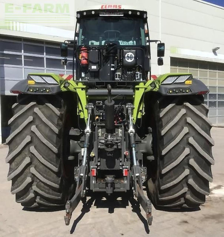 CLAAS xerion 4200 trac vc TRAC VC - Traktör: fotoğraf 5 CLAAS xerion 4200 trac vc TRAC VC - Traktör: fotoğraf 5