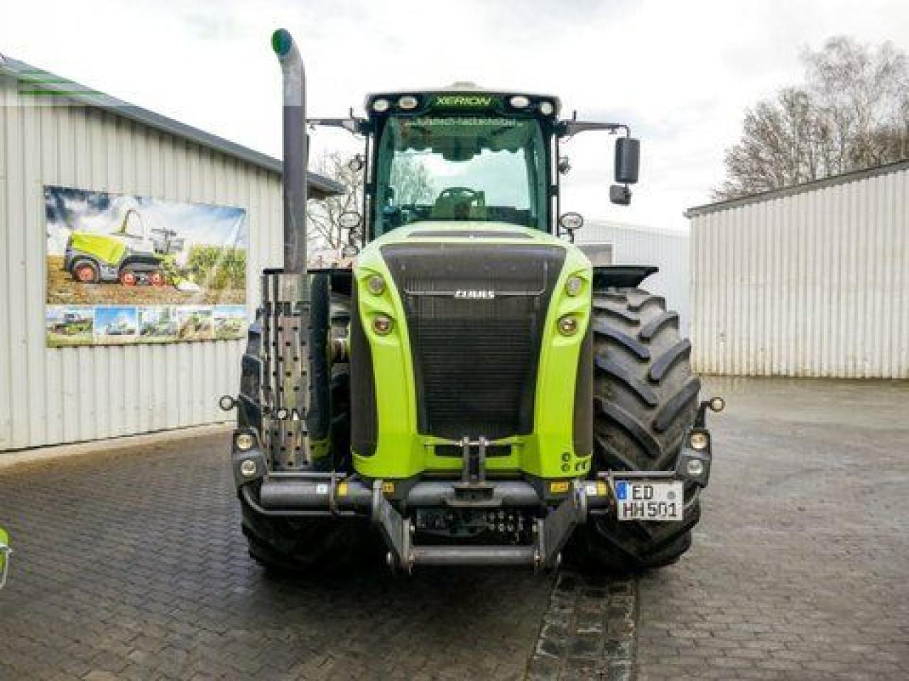 CLAAS xerion 4500 trac vc TRAC VC - Traktör: fotoğraf 3 CLAAS xerion 4500 trac vc TRAC VC - Traktör: fotoğraf 3