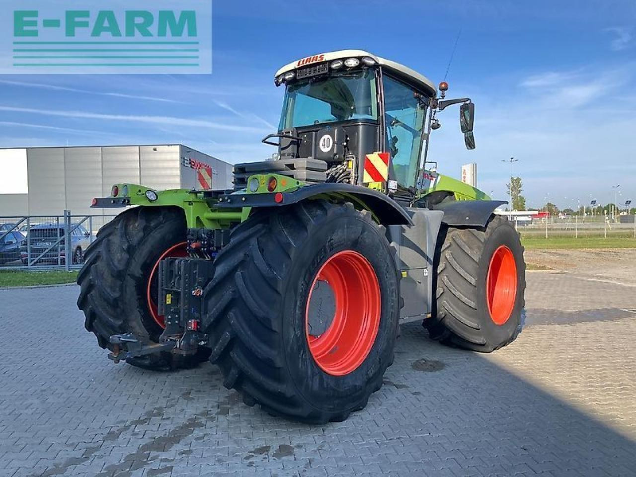 CLAAS xerion 5000 - Traktör: fotoğraf 3 CLAAS xerion 5000 - Traktör: fotoğraf 3