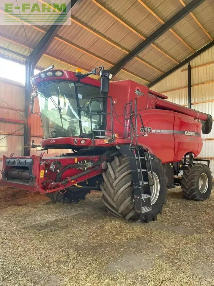 Case-IH 8010 - Biçerdöver: fotoğraf 1 Case-IH 8010 - Biçerdöver: fotoğraf 1