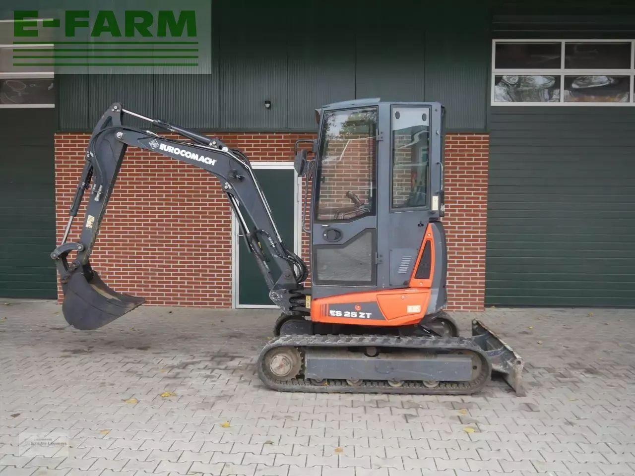 Case-IH eurocomach es25zt - Mini ekskavatör: fotoğraf 4 Case-IH eurocomach es25zt - Mini ekskavatör: fotoğraf 4