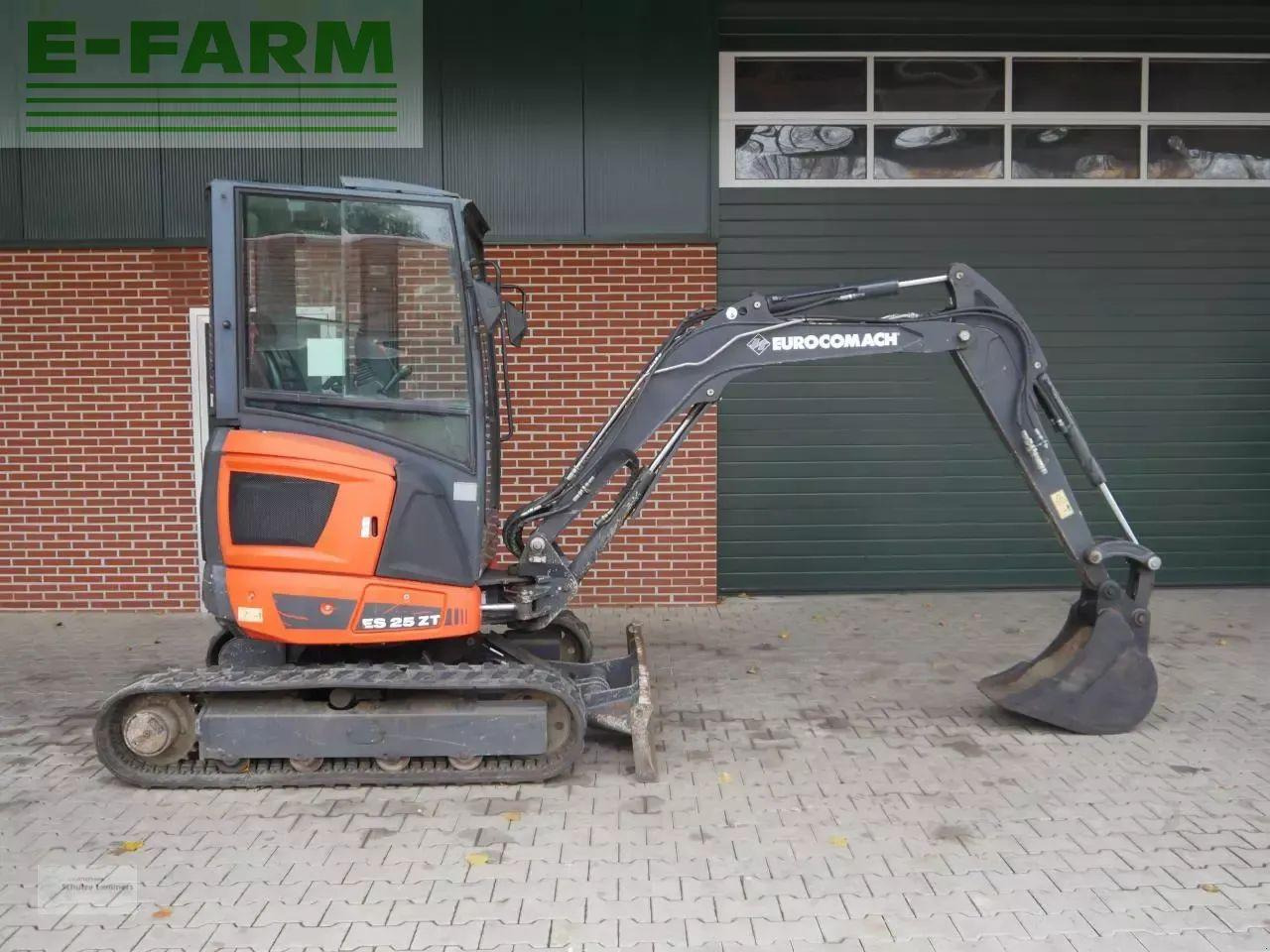 Case-IH eurocomach es25zt - Mini ekskavatör: fotoğraf 5 Case-IH eurocomach es25zt - Mini ekskavatör: fotoğraf 5