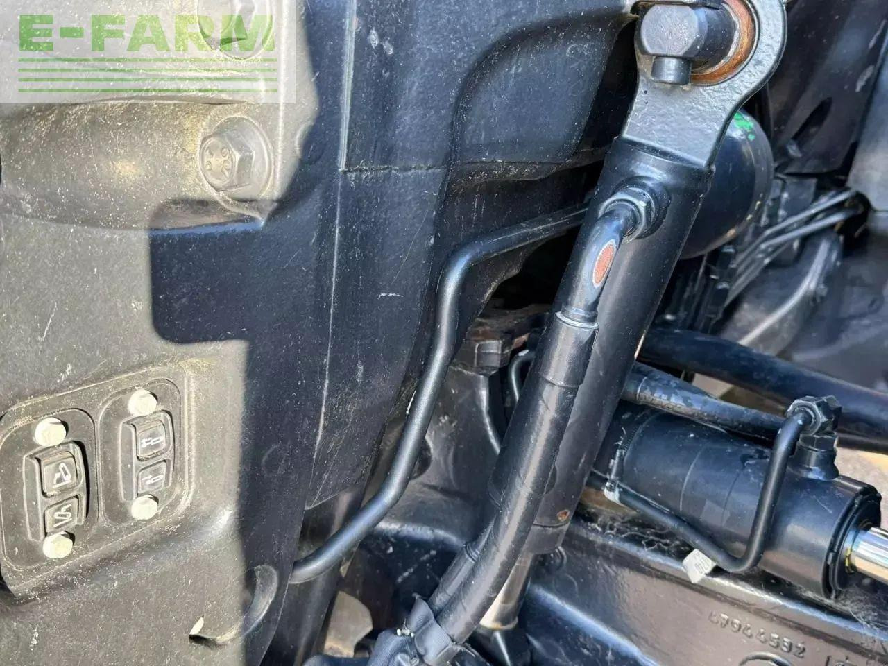 Case-IH optum 300 cvx CVX - Traktör: fotoğraf 5 Case-IH optum 300 cvx CVX - Traktör: fotoğraf 5