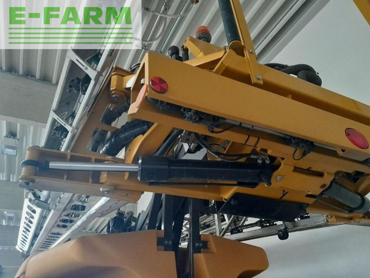 Challenger rg344 - Çekilir pülverizatör: fotoğraf 3 Challenger rg344 - Çekilir pülverizatör: fotoğraf 3