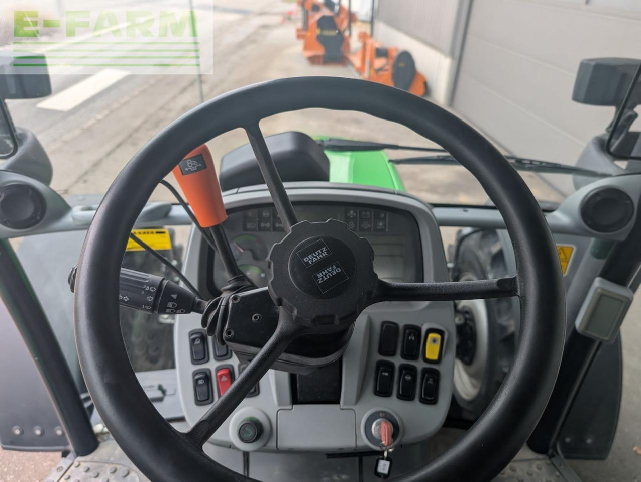 Deutz-Fahr agrotron k 420 premium plus - Traktör: fotoğraf 5 Deutz-Fahr agrotron k 420 premium plus - Traktör: fotoğraf 5