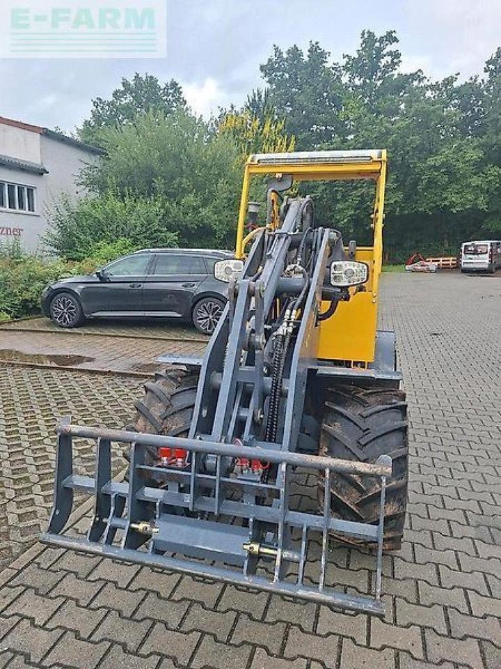 Eurotrac w12s-2 hoflader radlader lader euroaufnahme 820/w12s - Mini ekskavatör: fotoğraf 4 Eurotrac w12s-2 hoflader radlader lader euroaufnahme 820/w12s - Mini ekskavatör: fotoğraf 4