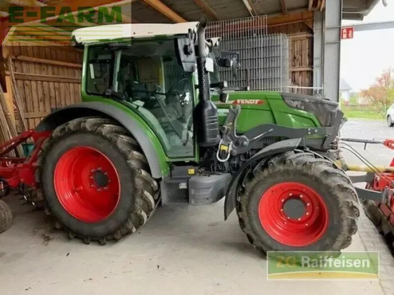 Fendt 211 vario power setting 2 - Traktör: fotoğraf 5 Fendt 211 vario power setting 2 - Traktör: fotoğraf 5