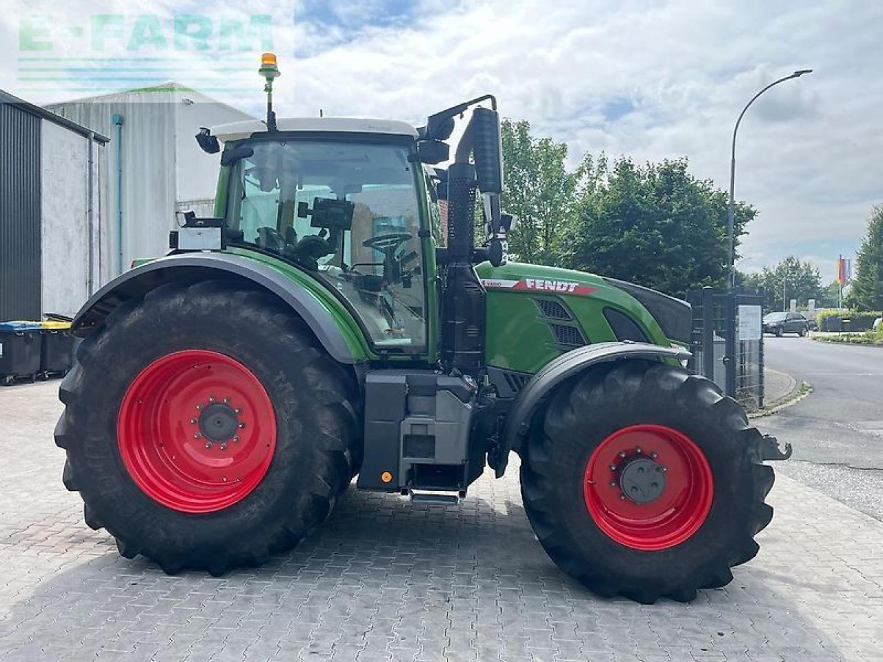 Fendt 724 gen6 profi+ - Traktör: fotoğraf 4 Fendt 724 gen6 profi+ - Traktör: fotoğraf 4