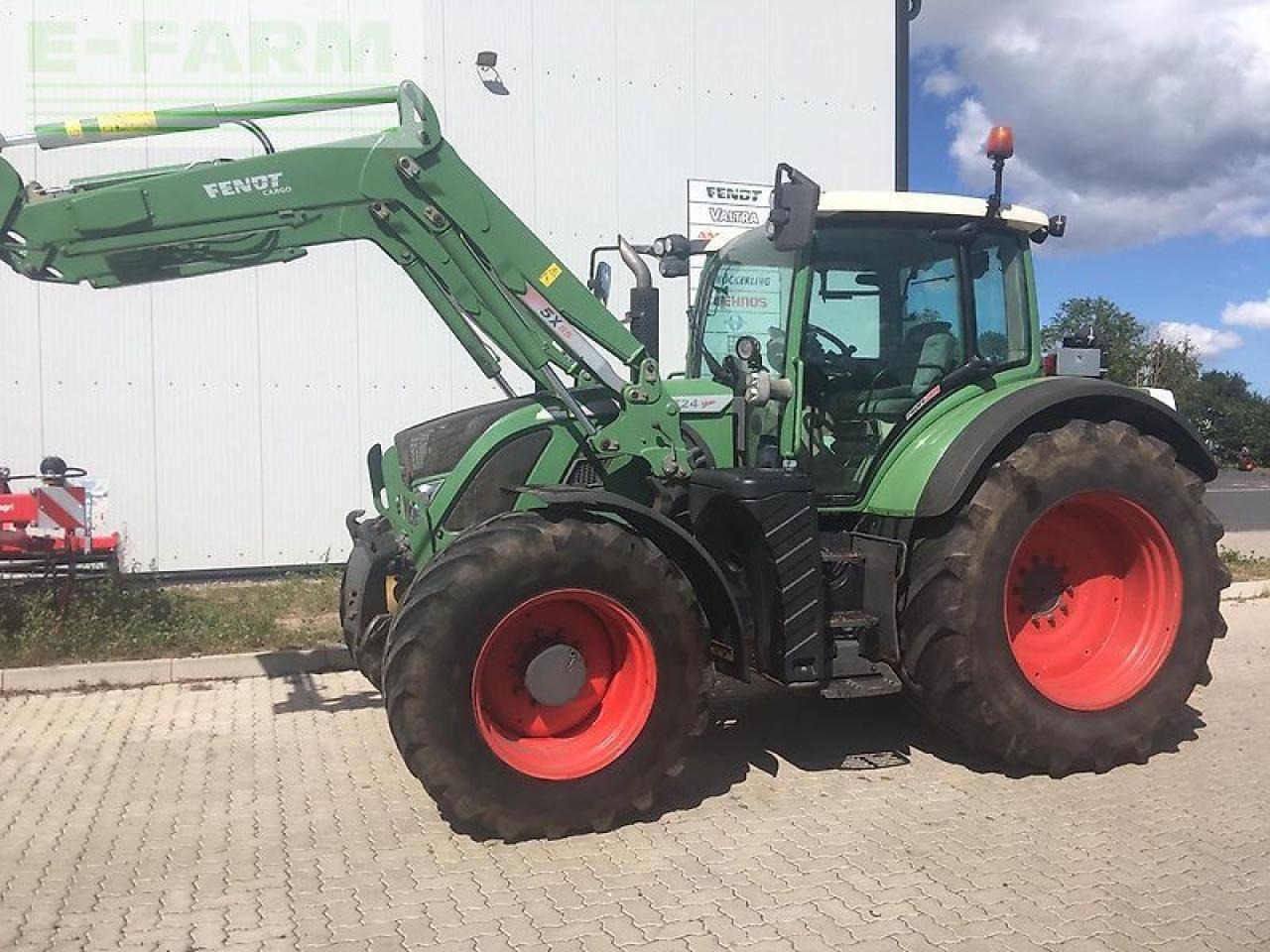 Fendt 724 scr profi plus *fl,fzw* - Traktör: fotoğraf 2 Fendt 724 scr profi plus *fl,fzw* - Traktör: fotoğraf 2