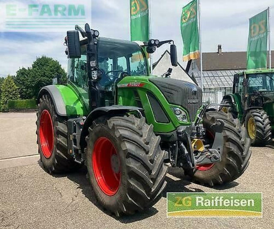 Fendt 724 vario - Traktör: fotoğraf 3 Fendt 724 vario - Traktör: fotoğraf 3