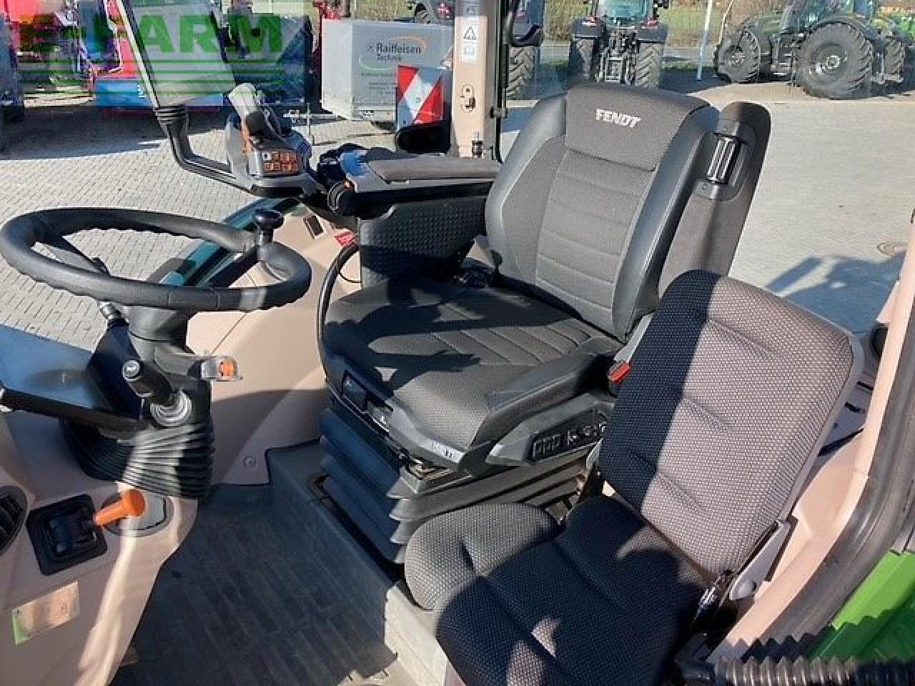 Fendt 724 vario gen7 profi+ - Traktör: fotoğraf 4 Fendt 724 vario gen7 profi+ - Traktör: fotoğraf 4