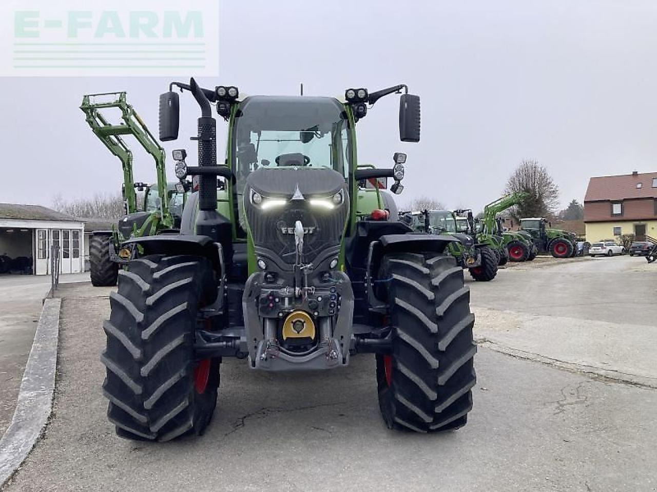 Fendt 724 vario gen7 profi plus ProfiPlus - Traktör: fotoğraf 3 Fendt 724 vario gen7 profi plus ProfiPlus - Traktör: fotoğraf 3