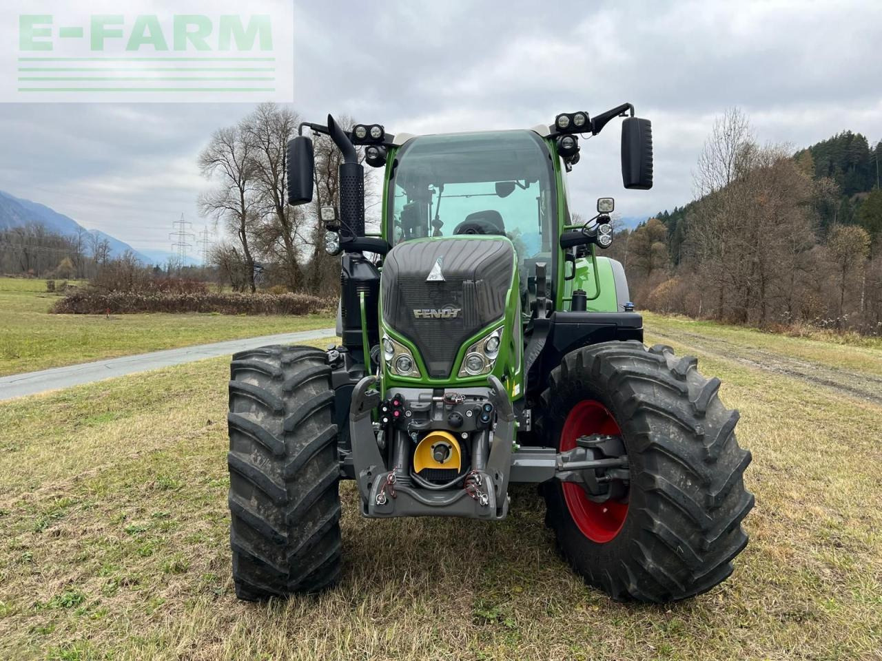 Fendt 724 vario profi+ - Traktör: fotoğraf 3 Fendt 724 vario profi+ - Traktör: fotoğraf 3