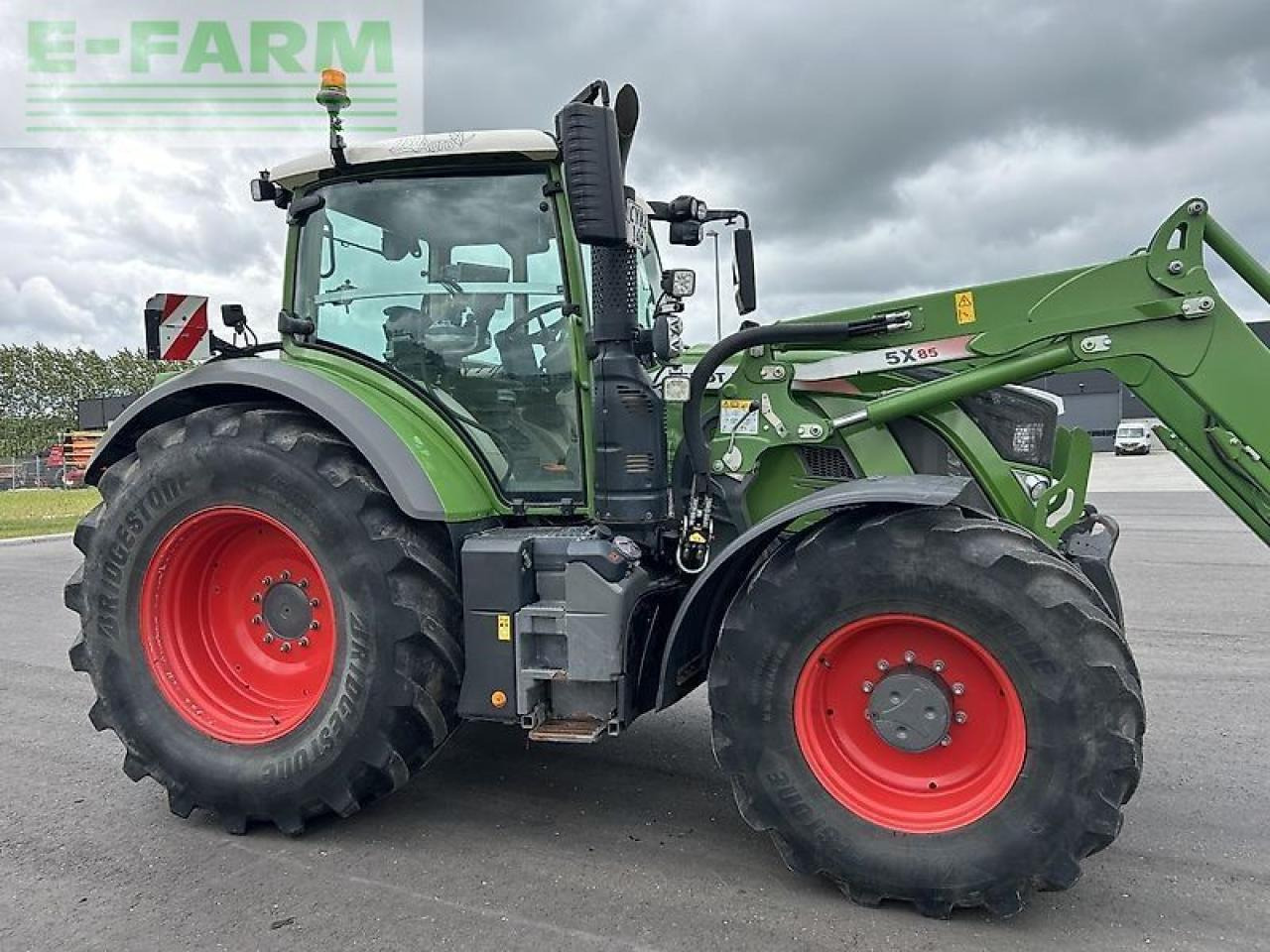 Fendt 724 vario s4 - Traktör: fotoğraf 5 Fendt 724 vario s4 - Traktör: fotoğraf 5