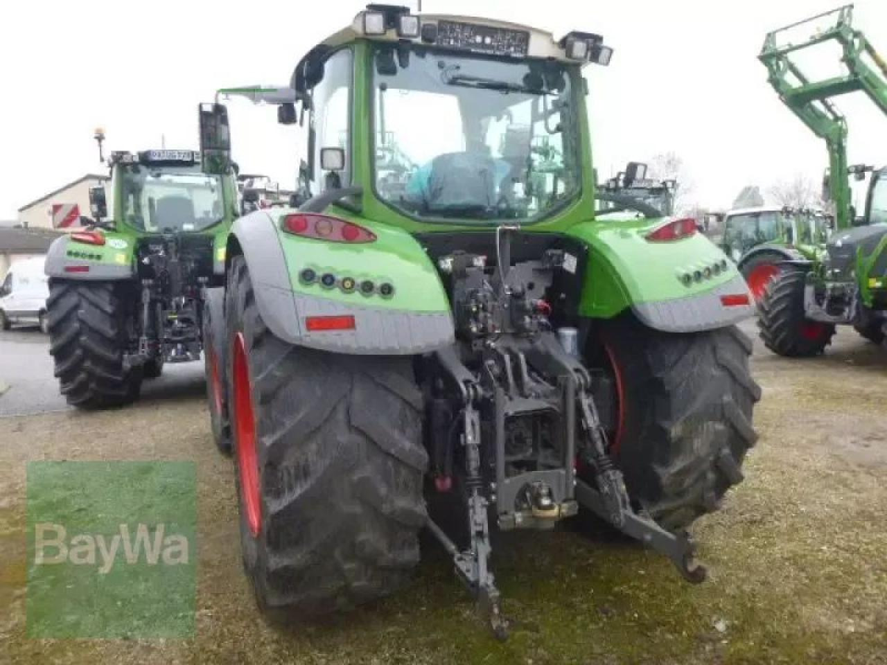 Fendt 724 vario s4 profi plus - Traktör: fotoğraf 3 Fendt 724 vario s4 profi plus - Traktör: fotoğraf 3