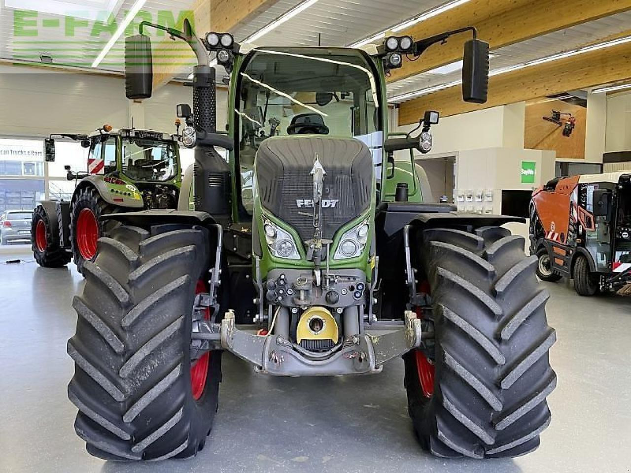Fendt 724 vario s4 profi plus - Traktör: fotoğraf 3 Fendt 724 vario s4 profi plus - Traktör: fotoğraf 3