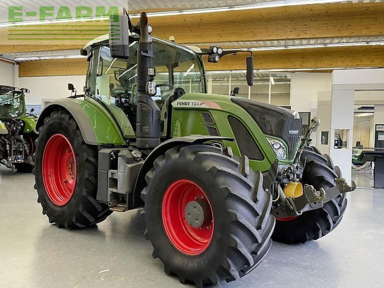 Fendt 724 vario s4 profi plus - Traktör: fotoğraf 5 Fendt 724 vario s4 profi plus - Traktör: fotoğraf 5
