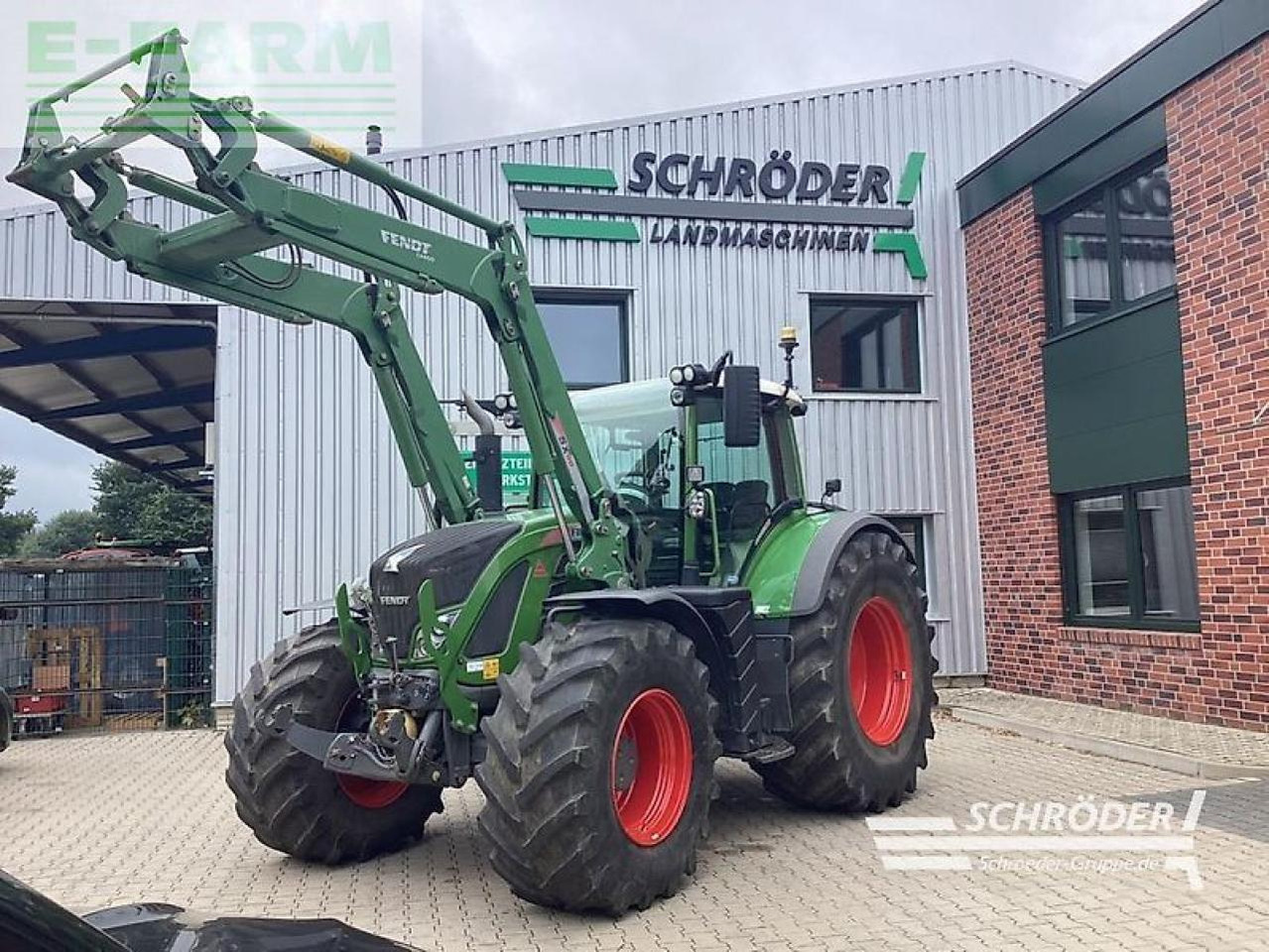 Fendt 724 vario s4 profi plus ProfiPlus - Traktör: fotoğraf 1 Fendt 724 vario s4 profi plus ProfiPlus - Traktör: fotoğraf 1