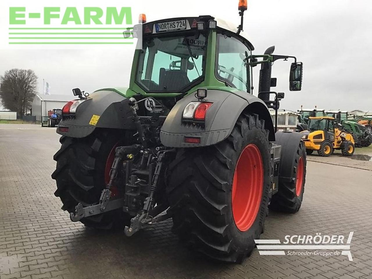 Fendt 824 s4 profi plus - Traktör: fotoğraf 3 Fendt 824 s4 profi plus - Traktör: fotoğraf 3