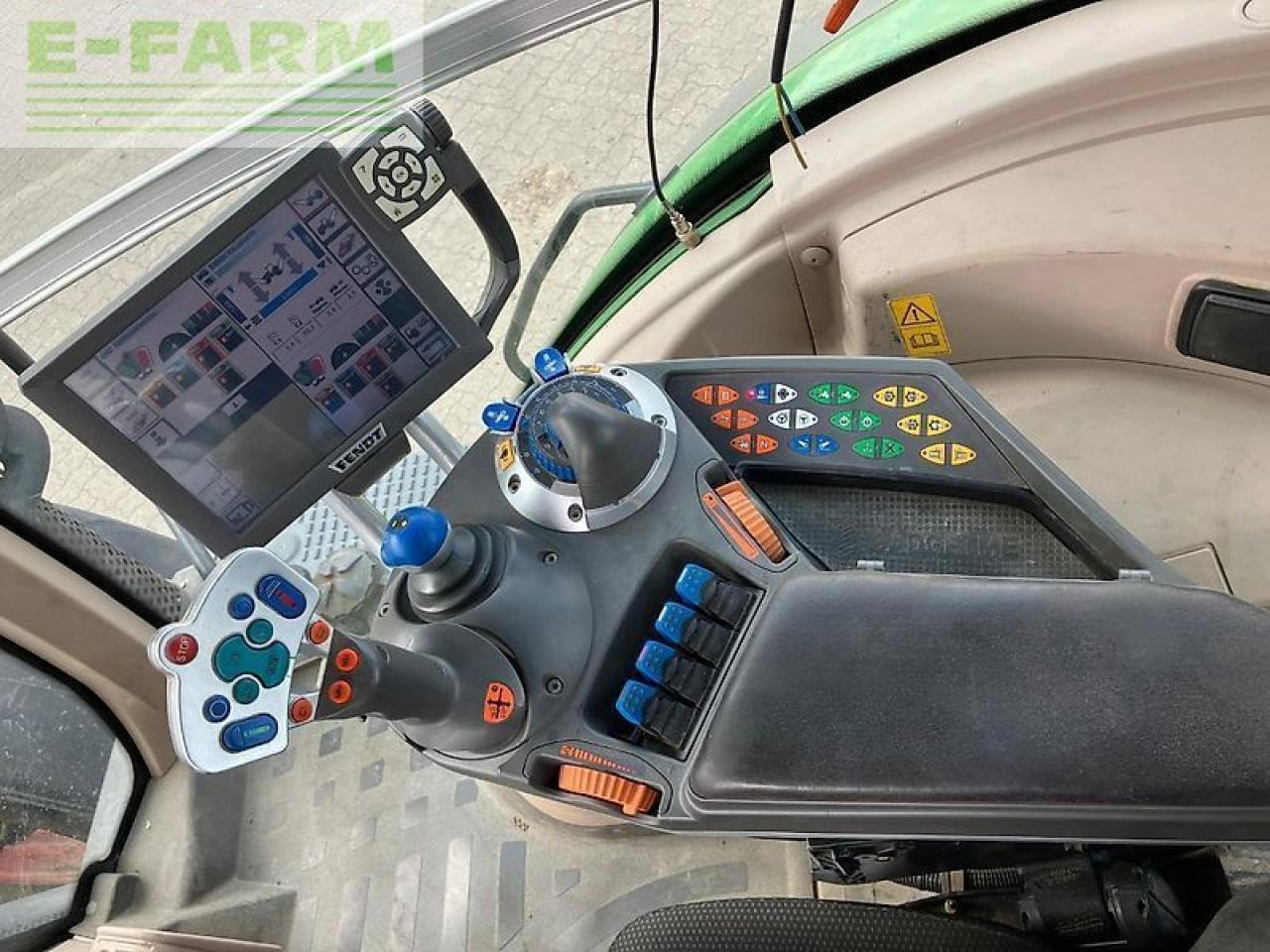 Fendt 824 vario - Traktör: fotoğraf 5 Fendt 824 vario - Traktör: fotoğraf 5