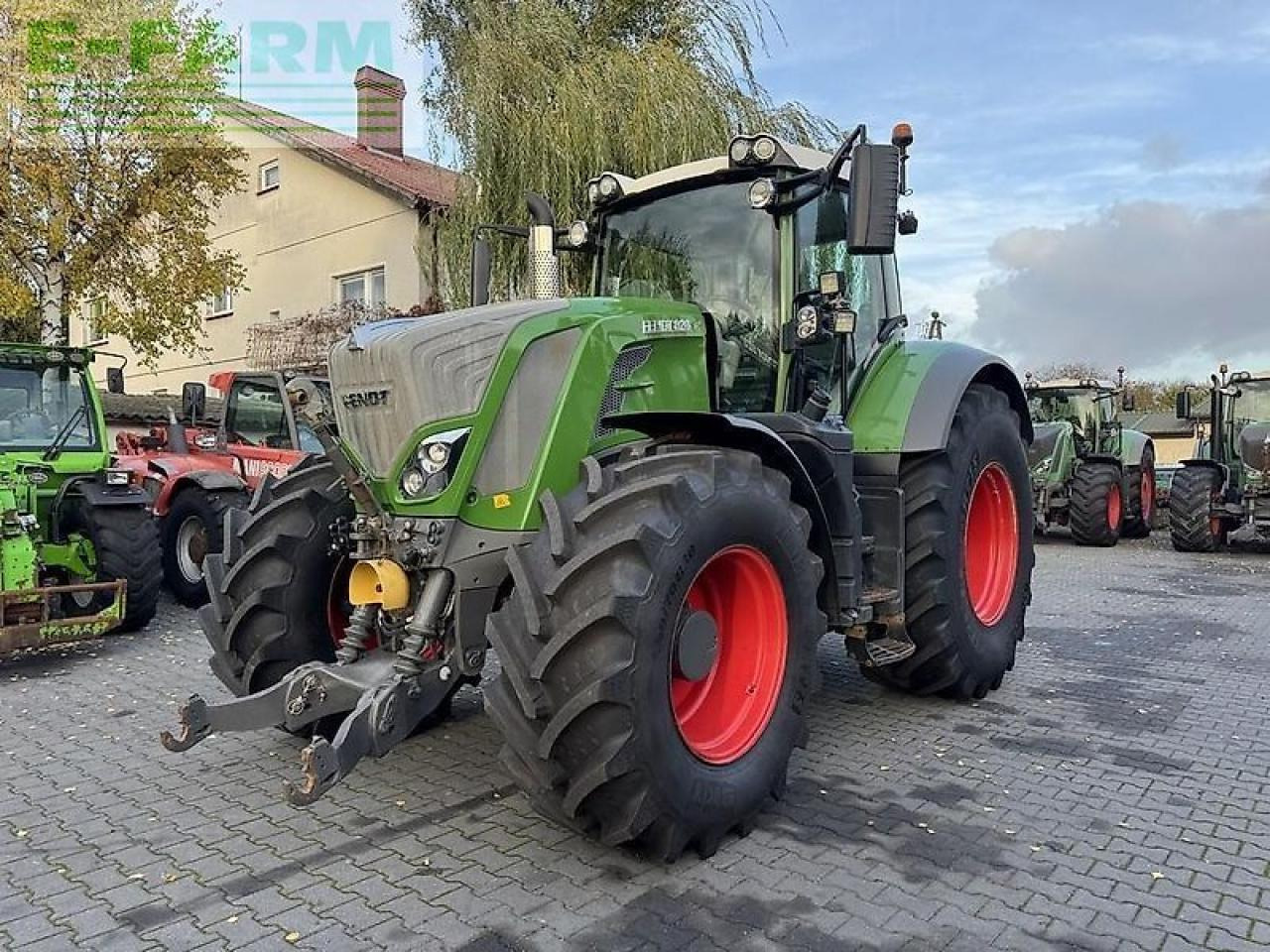 Fendt 828 vario profi+ plus nature green / wom / gps navi rtk trimble / tms - Traktör: fotoğraf 1 Fendt 828 vario profi+ plus nature green / wom / gps navi rtk trimble / tms - Traktör: fotoğraf 1