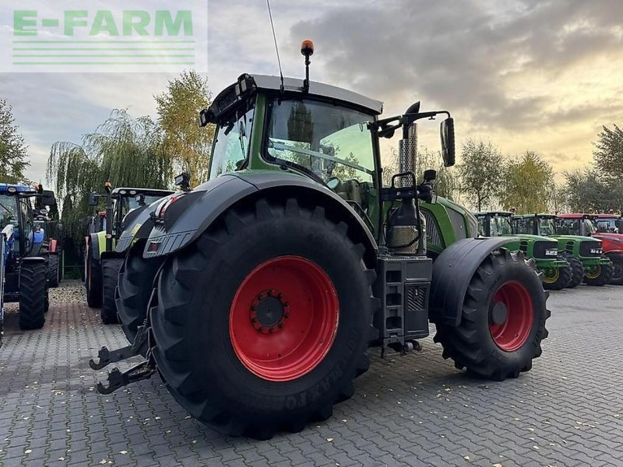 Fendt 828 vario profi+ plus nature green / wom / gps navi rtk trimble / tms - Traktör: fotoğraf 5 Fendt 828 vario profi+ plus nature green / wom / gps navi rtk trimble / tms - Traktör: fotoğraf 5