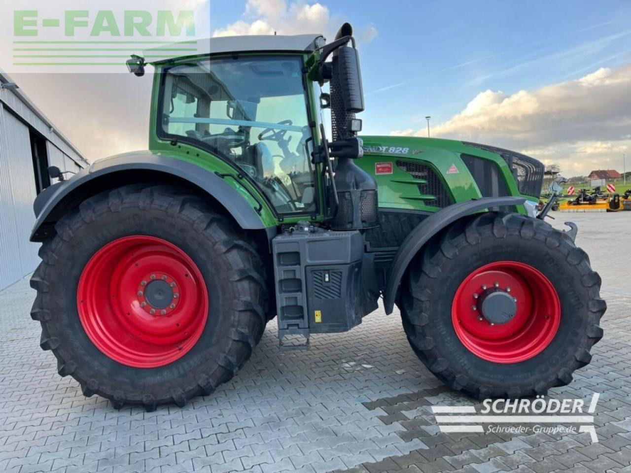 Fendt 828 vario s4 profi plus ProfiPlus - Traktör: fotoğraf 2 Fendt 828 vario s4 profi plus ProfiPlus - Traktör: fotoğraf 2