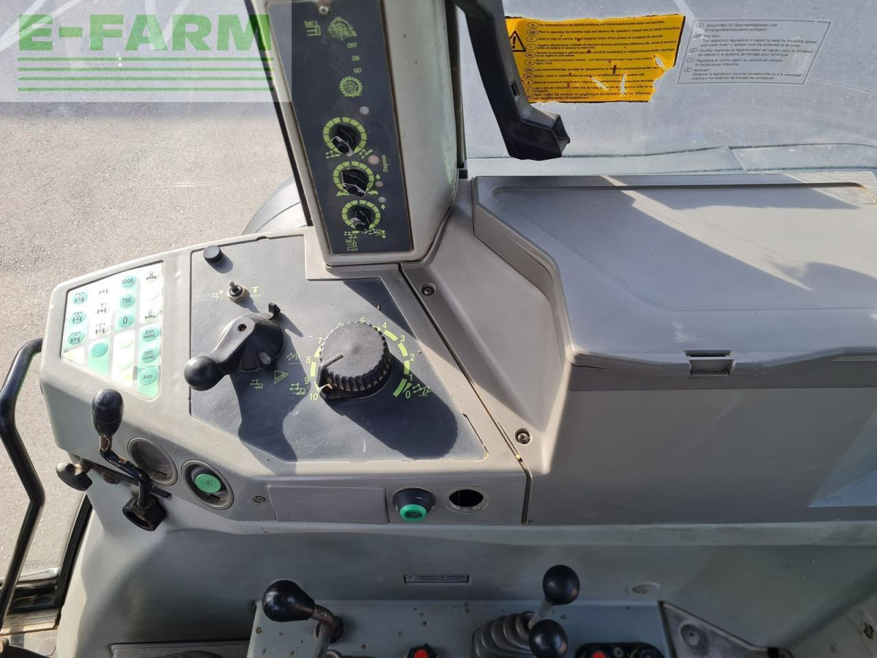 Fendt favorit 818 - Traktör: fotoğraf 2 Fendt favorit 818 - Traktör: fotoğraf 2