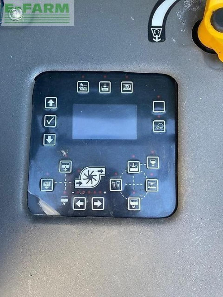Fendt rogator 344 - Çekilir pülverizatör: fotoğraf 5 Fendt rogator 344 - Çekilir pülverizatör: fotoğraf 5