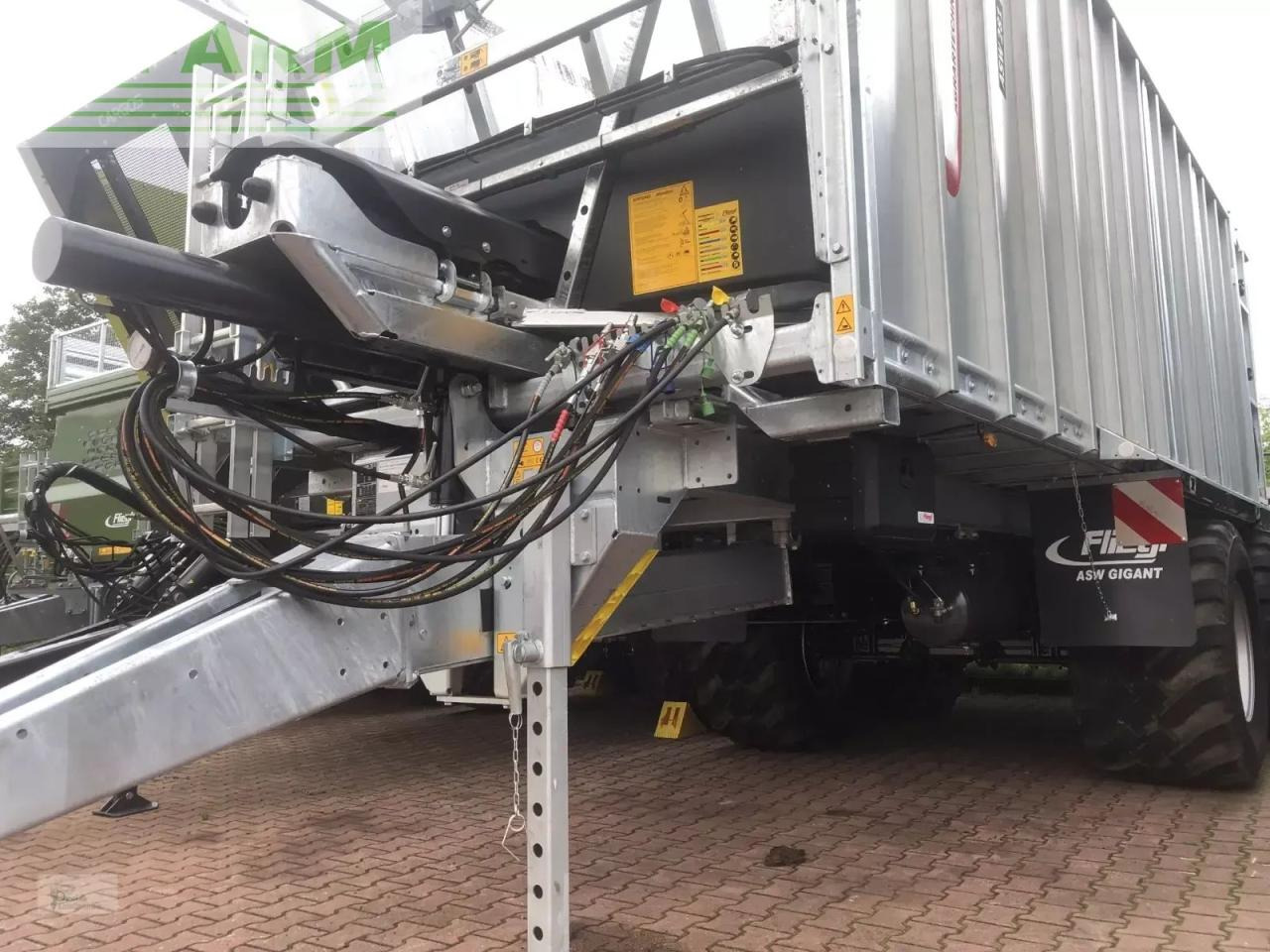 Fliegl gigant asw 281 - Damperli traktör römorku: fotoğraf 3 Fliegl gigant asw 281 - Damperli traktör römorku: fotoğraf 3