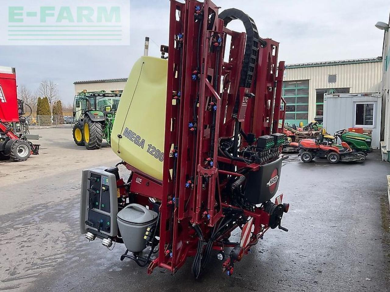 Hardi mega 1200 - Çekilir pülverizatör: fotoğraf 4 Hardi mega 1200 - Çekilir pülverizatör: fotoğraf 4