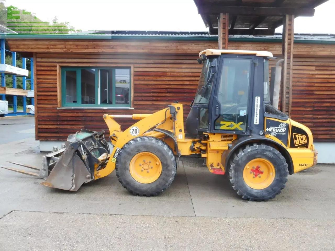 JCB 407 ( 5.400kg ) mit schaufel + gabel - Mini ekskavatör: fotoğraf 1 JCB 407 ( 5.400kg ) mit schaufel + gabel - Mini ekskavatör: fotoğraf 1