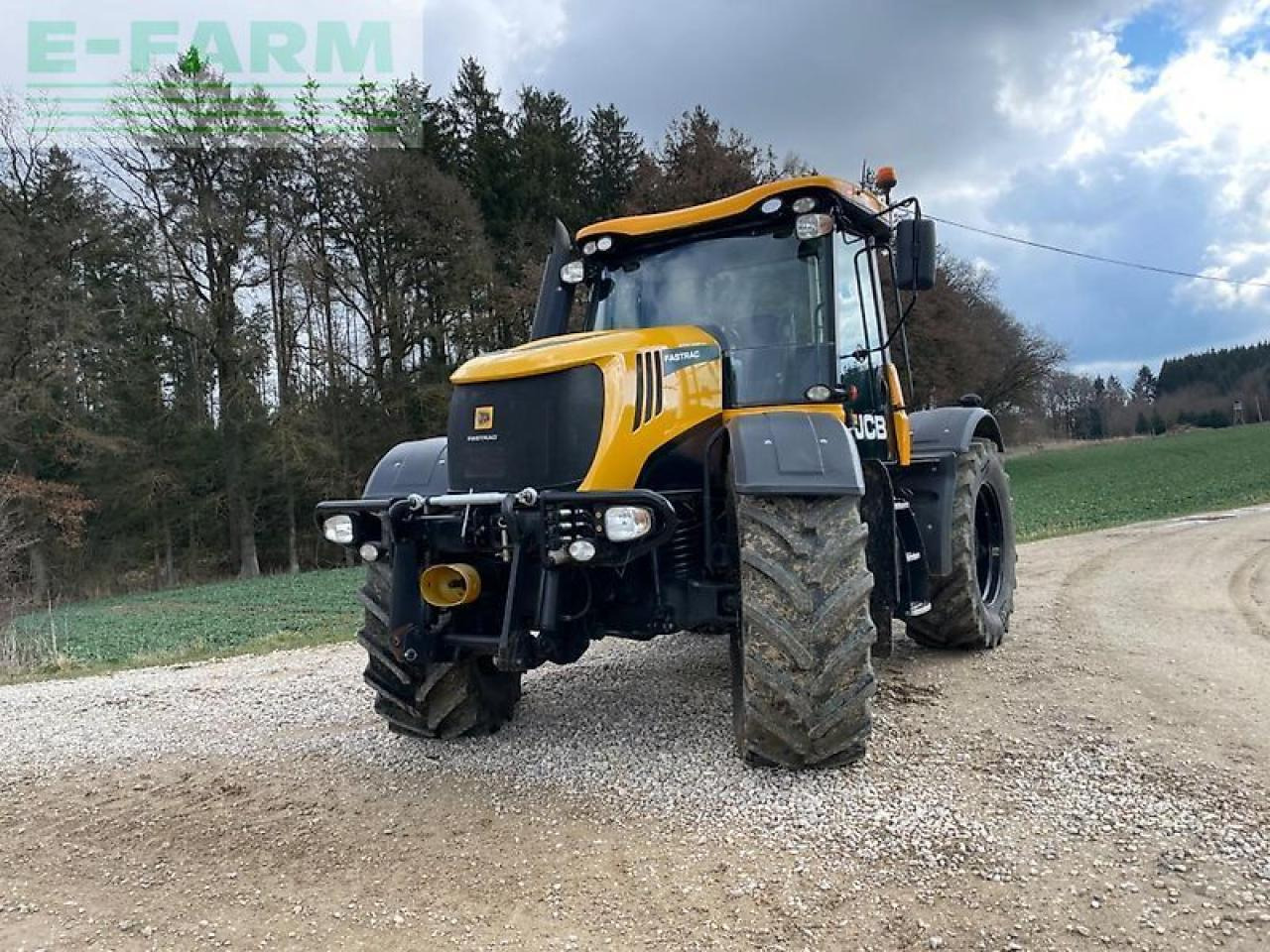 JCB fastrac 3230 xtrac - Traktör: fotoğraf 1 JCB fastrac 3230 xtrac - Traktör: fotoğraf 1