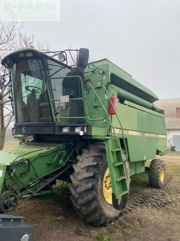 John Deere 2056 - Biçerdöver: fotoğraf 1 John Deere 2056 - Biçerdöver: fotoğraf 1