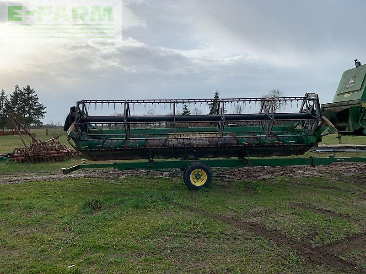 John Deere 2254 - Biçerdöver: fotoğraf 3 John Deere 2254 - Biçerdöver: fotoğraf 3