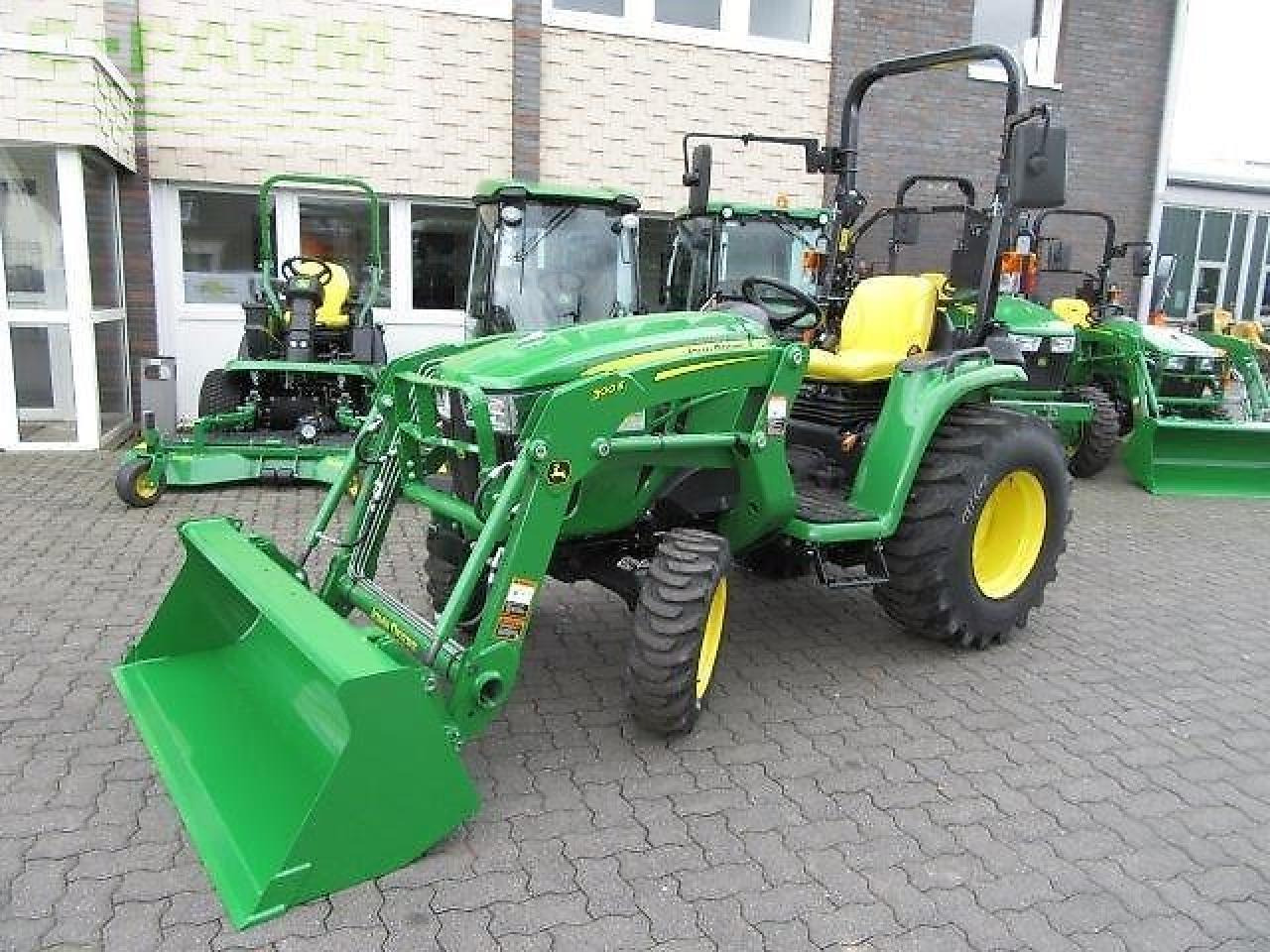 John Deere 3038e 300e - Traktör: fotoğraf 1 John Deere 3038e 300e - Traktör: fotoğraf 1