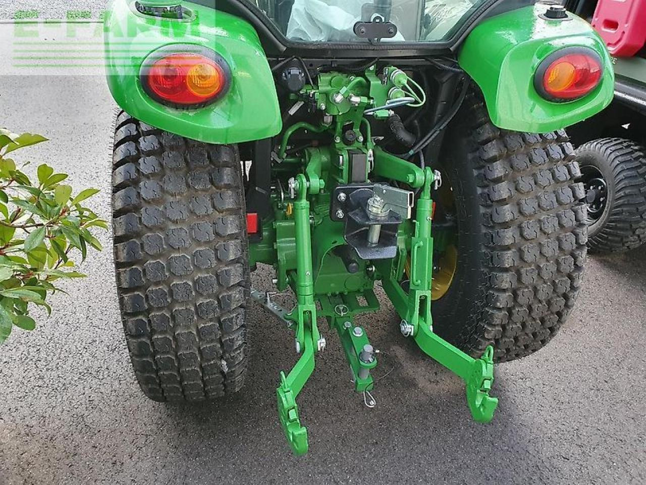 John Deere 3039r neumaschine - Traktör: fotoğraf 4 John Deere 3039r neumaschine - Traktör: fotoğraf 4
