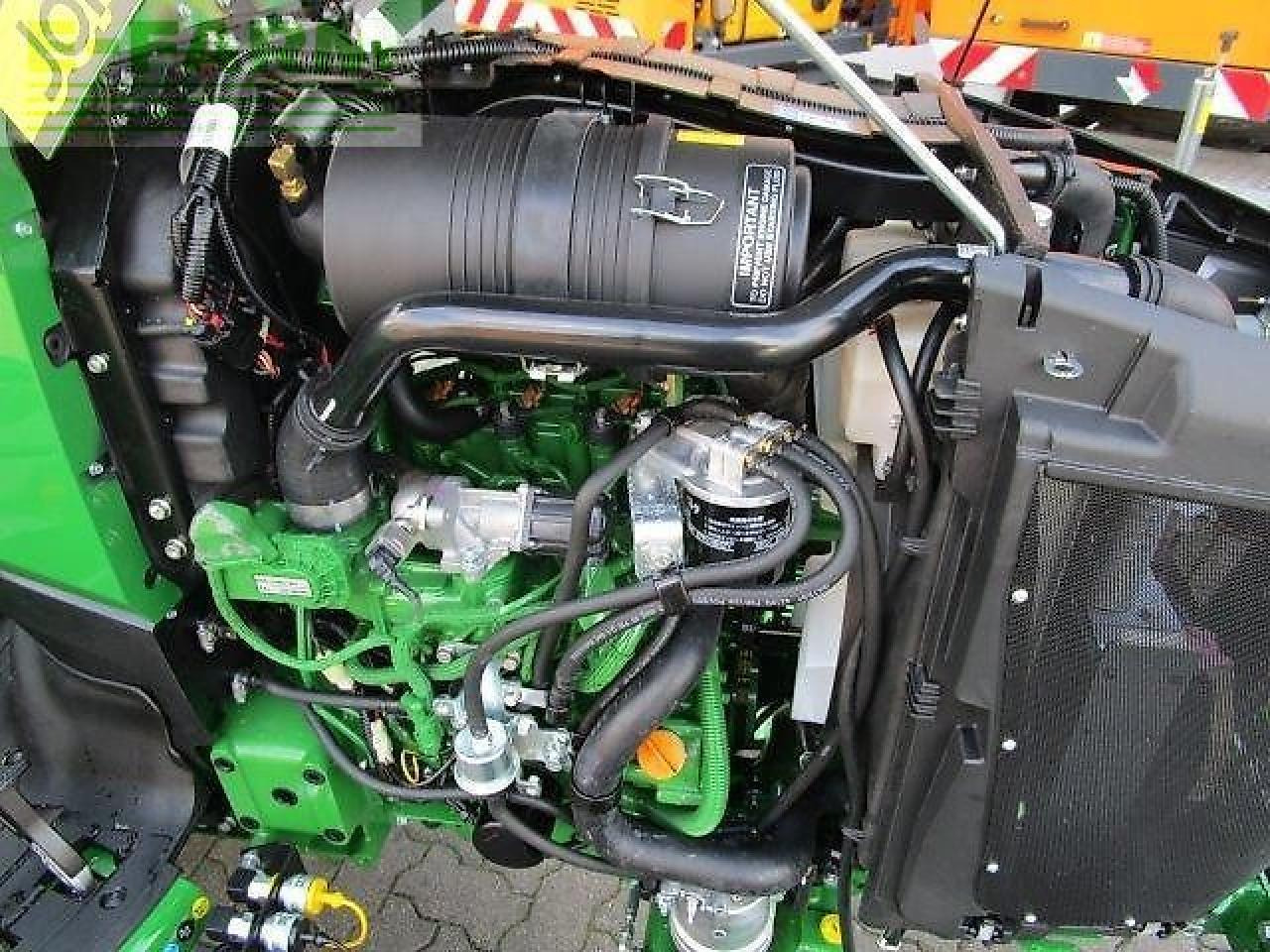 John Deere 3046r - Traktör: fotoğraf 3 John Deere 3046r - Traktör: fotoğraf 3