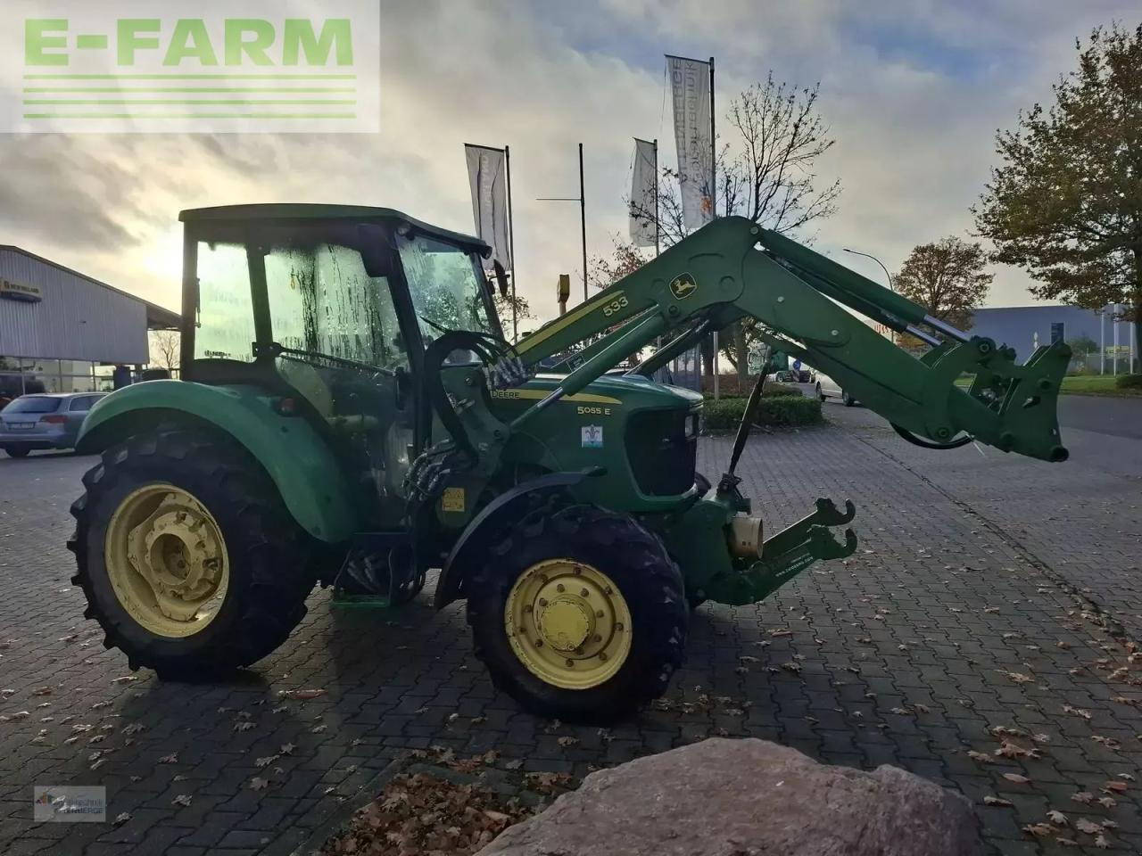 John Deere 5055 e - Traktör: fotoğraf 4 John Deere 5055 e - Traktör: fotoğraf 4