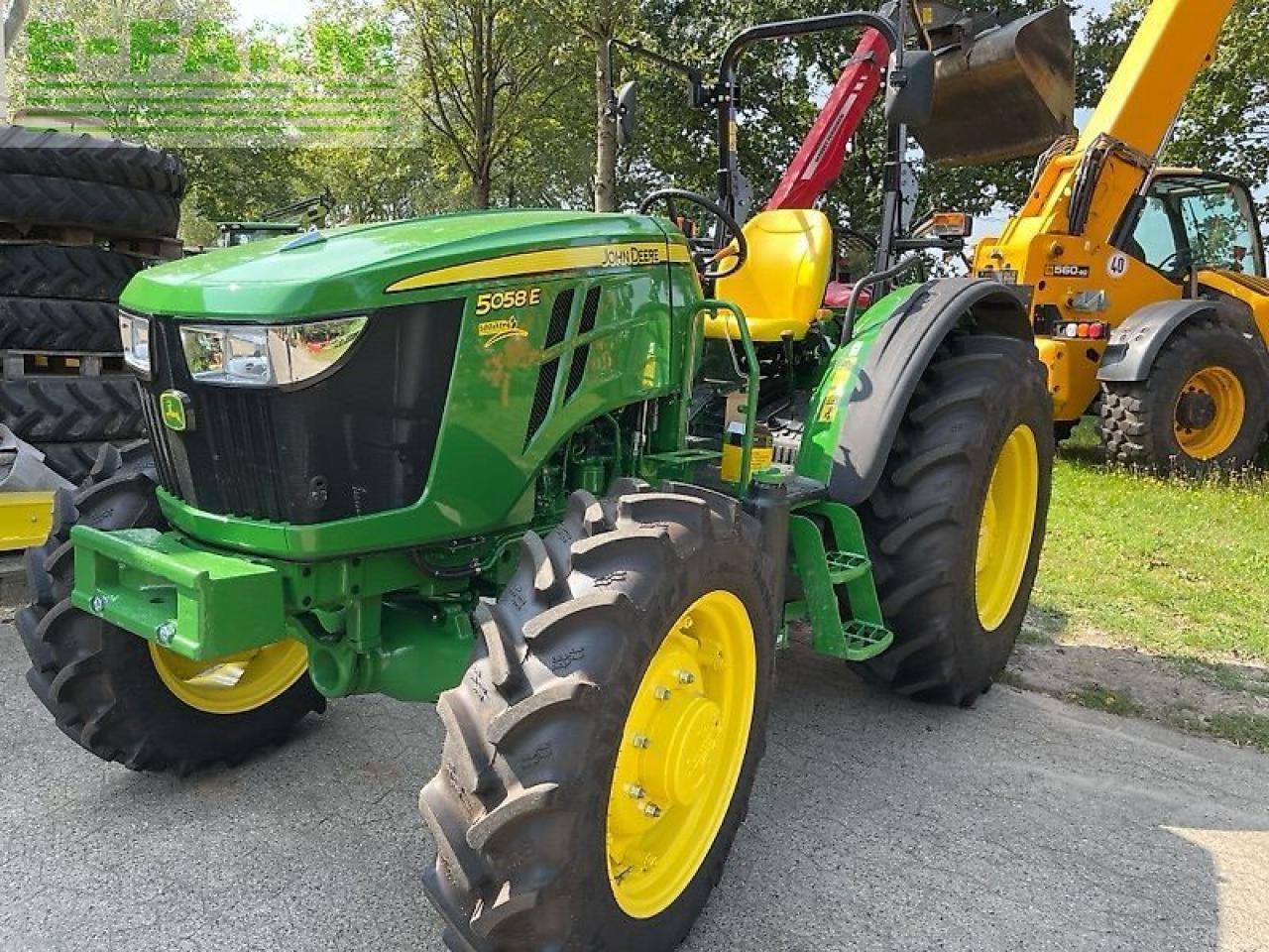 John Deere 5058e - Traktör: fotoğraf 1 John Deere 5058e - Traktör: fotoğraf 1