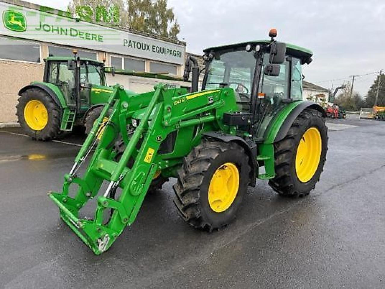 John Deere 5090m - Traktör: fotoğraf 1 John Deere 5090m - Traktör: fotoğraf 1
