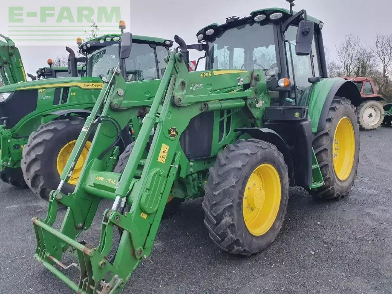John Deere 6100 m - Traktör: fotoğraf 1 John Deere 6100 m - Traktör: fotoğraf 1