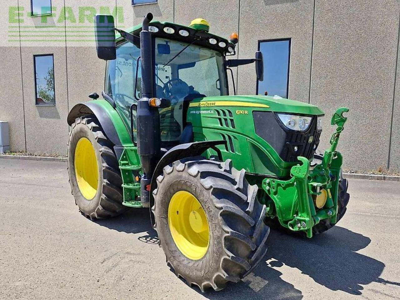 John Deere 6110r - Traktör: fotoğraf 1 John Deere 6110r - Traktör: fotoğraf 1