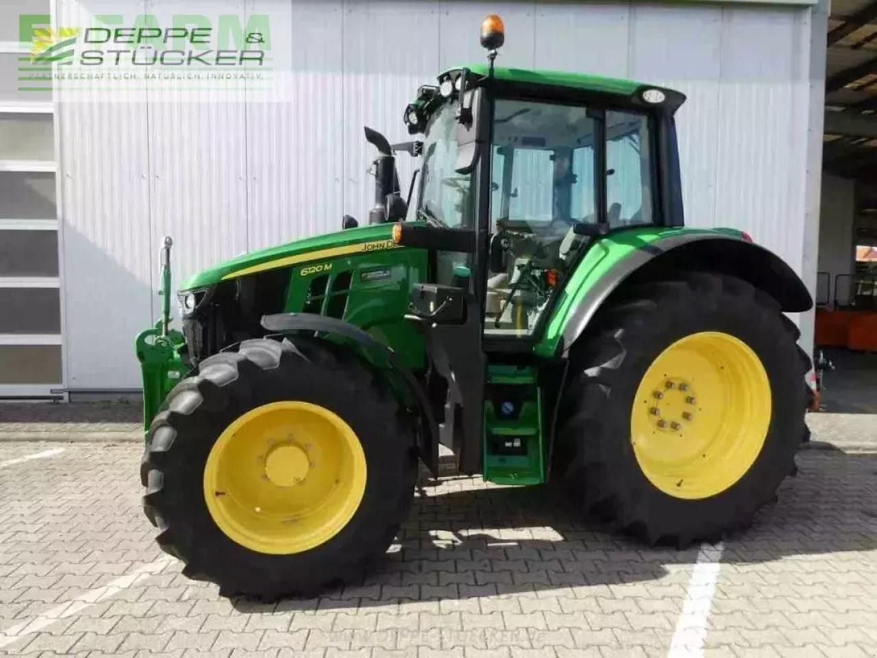 John Deere 6120m - Traktör: fotoğraf 2 John Deere 6120m - Traktör: fotoğraf 2