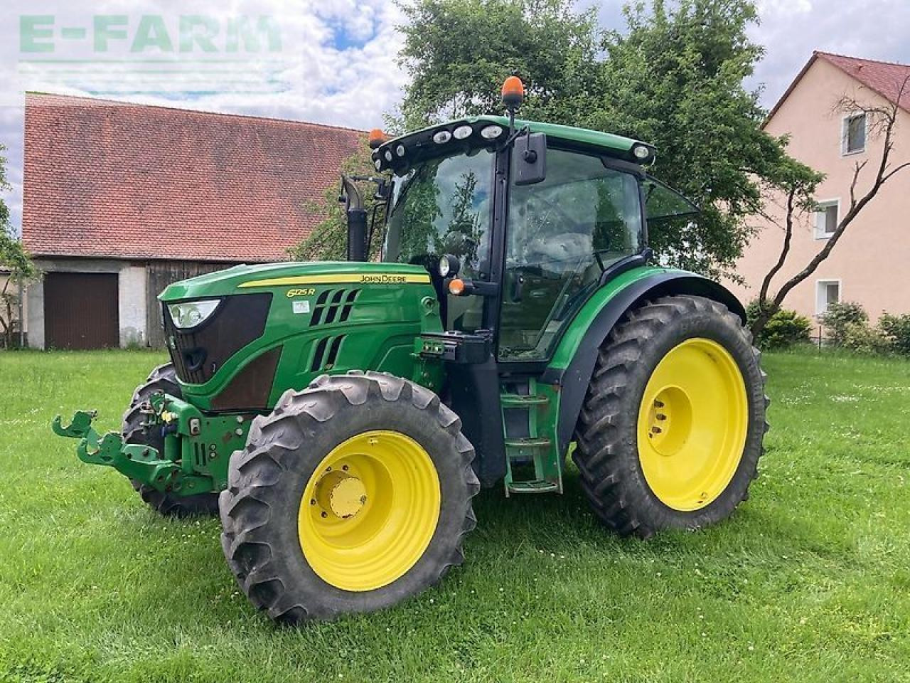 John Deere 6125r - Traktör: fotoğraf 1 John Deere 6125r - Traktör: fotoğraf 1
