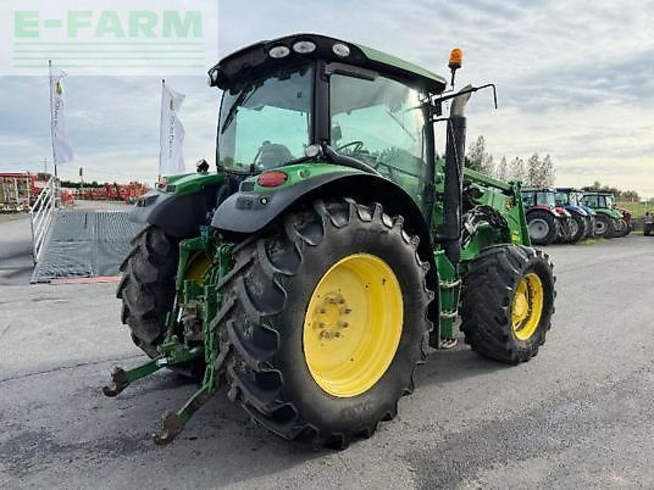 John Deere 6140r - Traktör: fotoğraf 4 John Deere 6140r - Traktör: fotoğraf 4