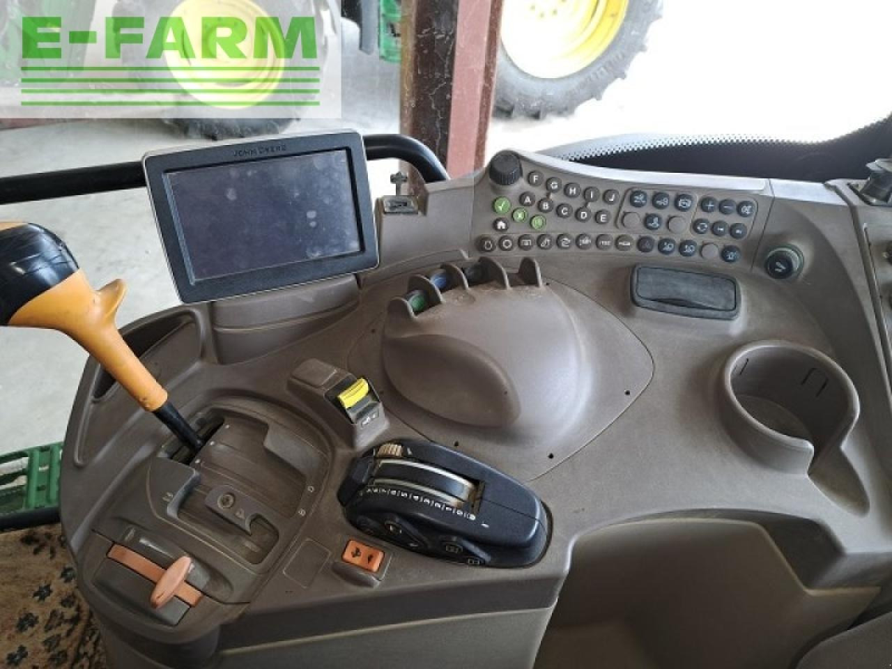 Traktör John Deere 6140r: fotoğraf 7