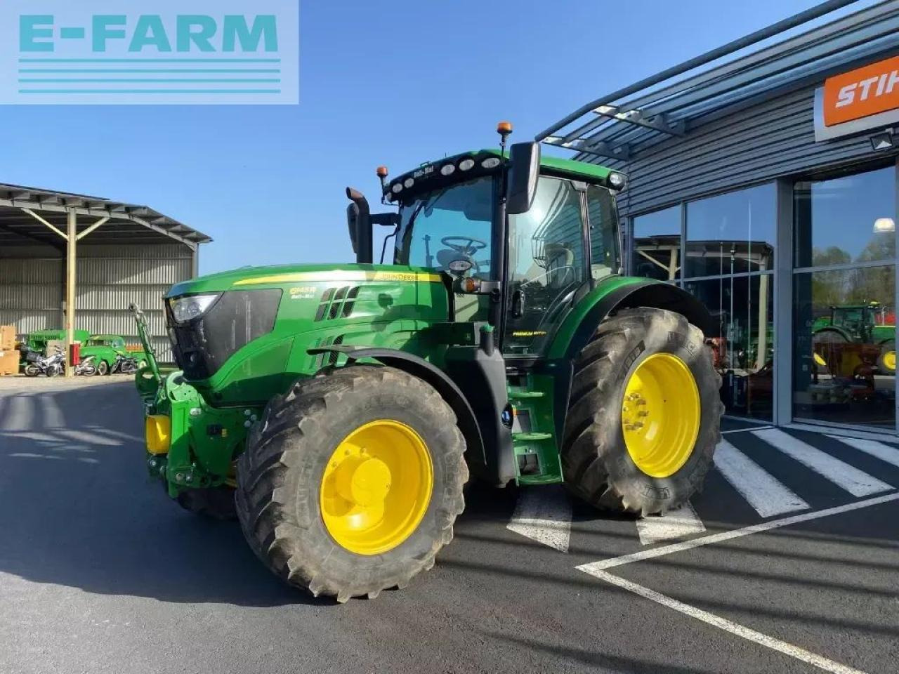 John Deere 6145 r autopower command pro destockage - Traktör: fotoğraf 1 John Deere 6145 r autopower command pro destockage - Traktör: fotoğraf 1