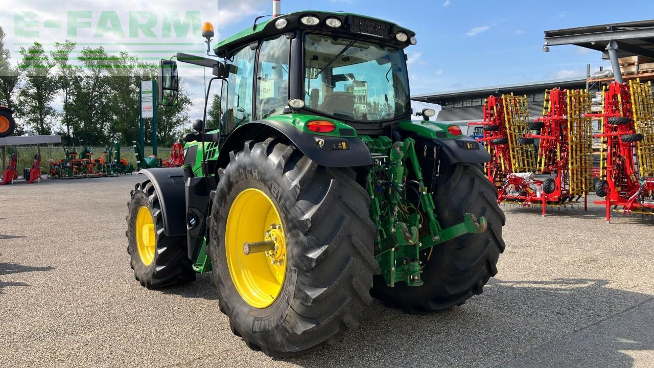 Traktör John Deere 6155R: fotoğraf 6